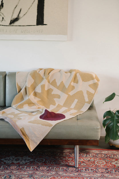 GOZO - Sand | Throw Blanket